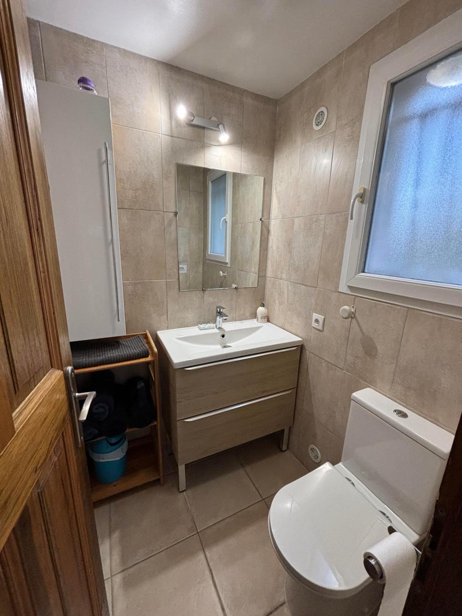Logement Tout Confort Au Calme Entre Saint Tropez Et Les Gorges Du Verdon Le Thoronet Exterior photo