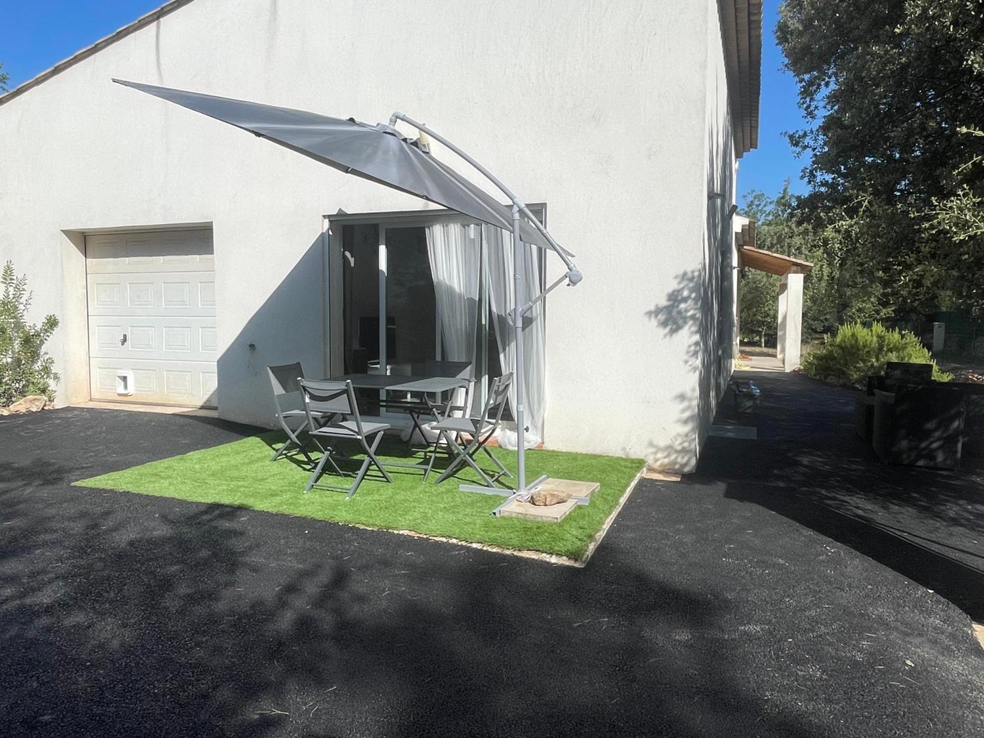Logement Tout Confort Au Calme Entre Saint Tropez Et Les Gorges Du Verdon Le Thoronet Exterior photo